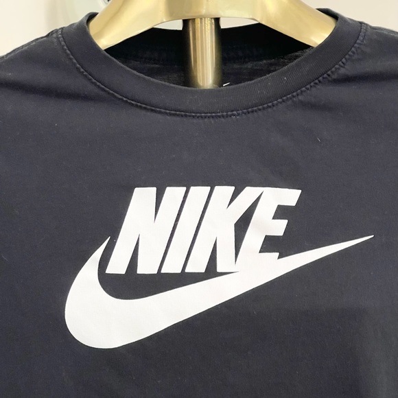 Awesome Nike cotton tee! - Picture 3 of 7